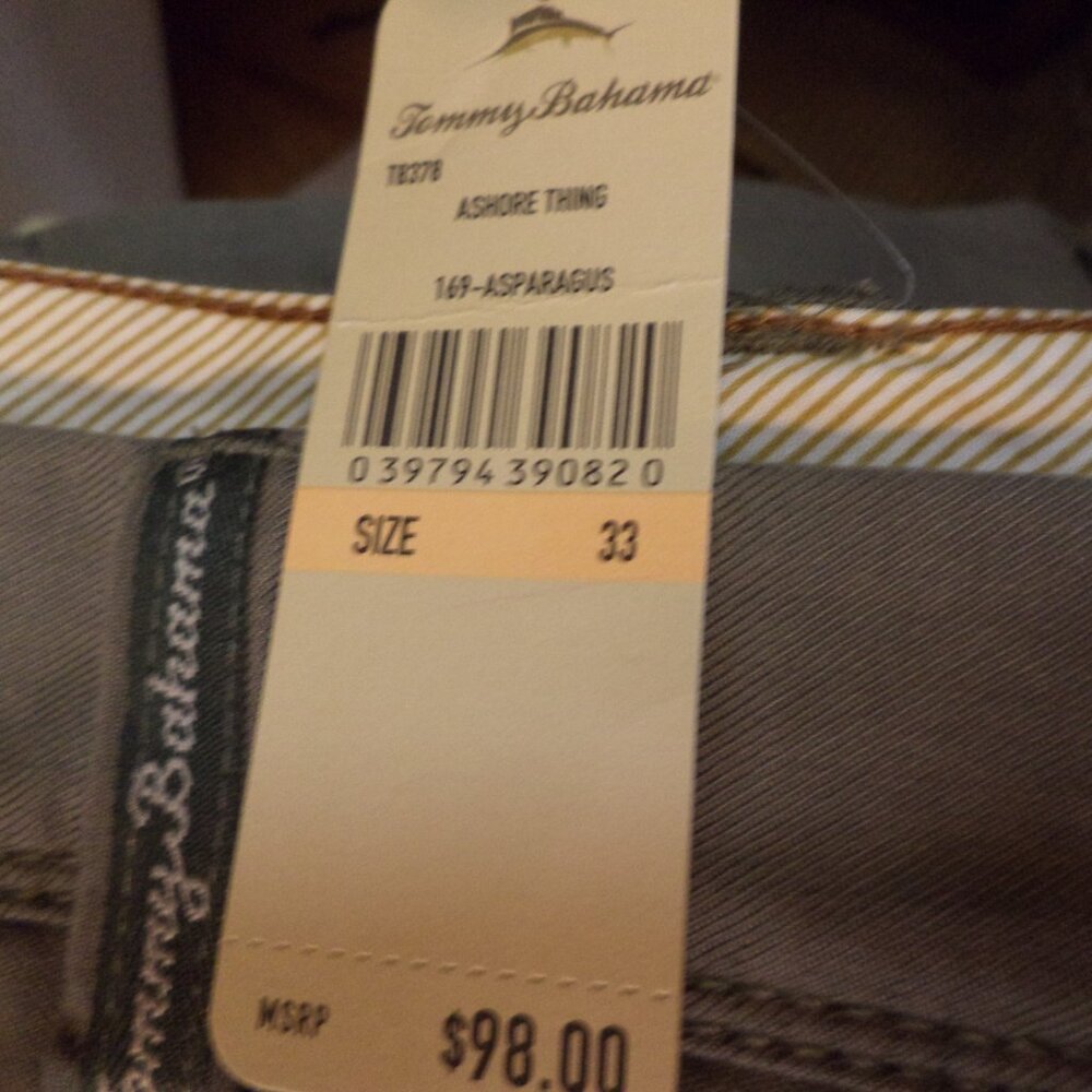 Men's TOMMY BAHAMA SHORTS - "Ashore Thing" Asparagus Size 33 New with Tags $98 - Picture 5 of 11